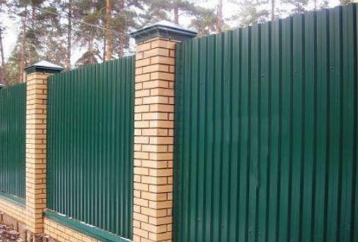 Крашенный и оцинкованный профлист С8 и C21 с доставкой в Горки
